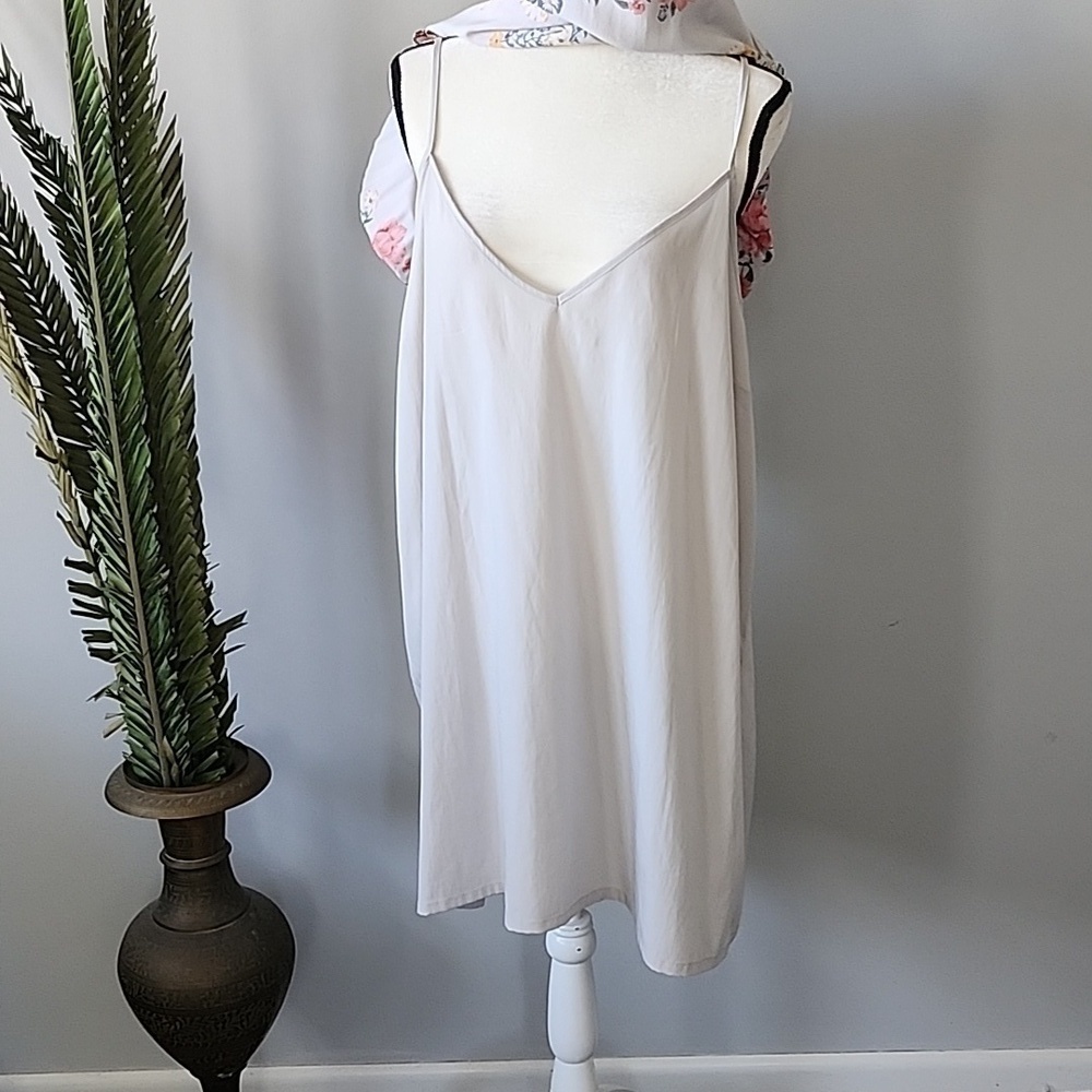 Old Navy gray floral pattern dress with elbow length sleeves - Picture 12 of 14